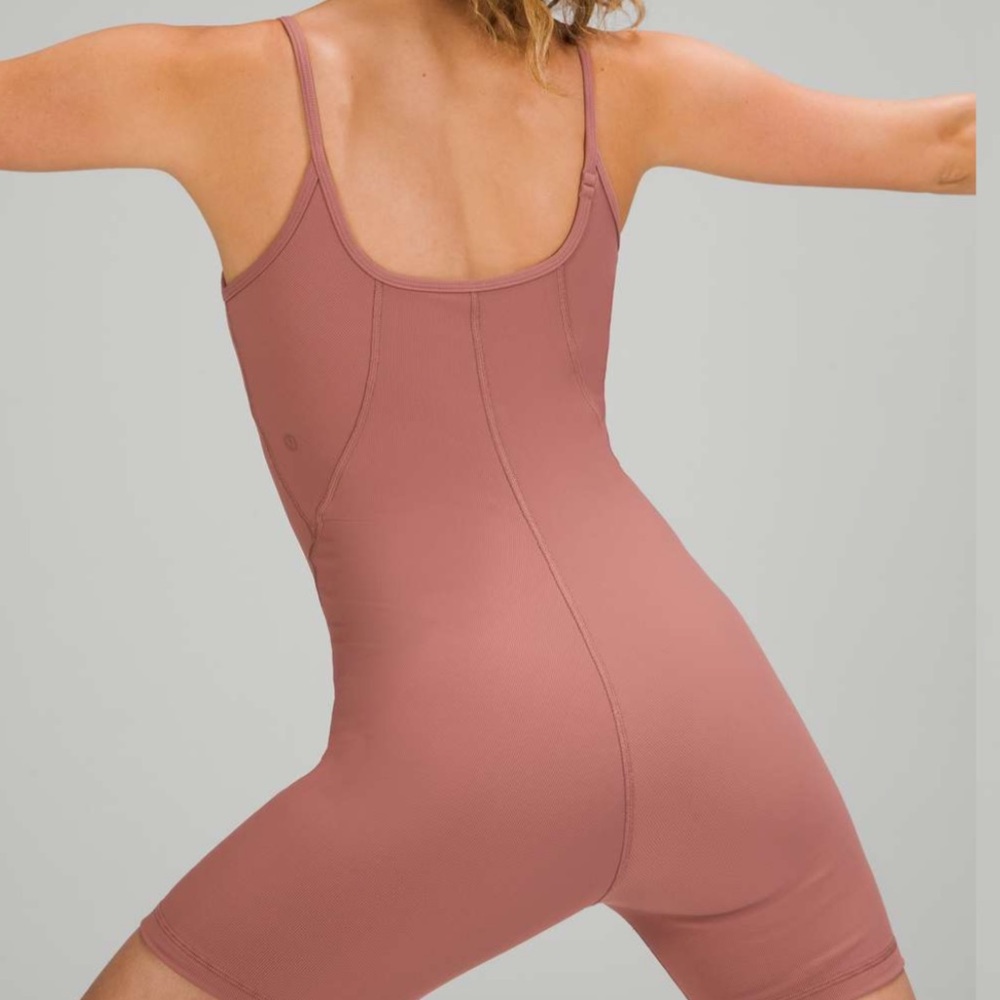 Lululemon Ribbed Countered Yoga Unitard 6” Length - Picture 4 of 4